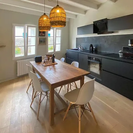 Semesterbostad Charmante Maison Proche *